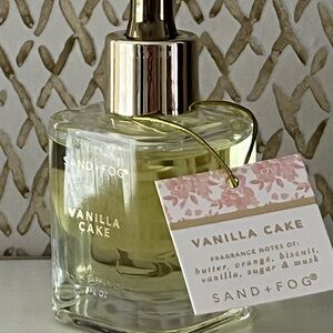 SAND + FOG VANILLA CAKE PERFUME OIL DROPPER - 1.7 OZ - NEW
